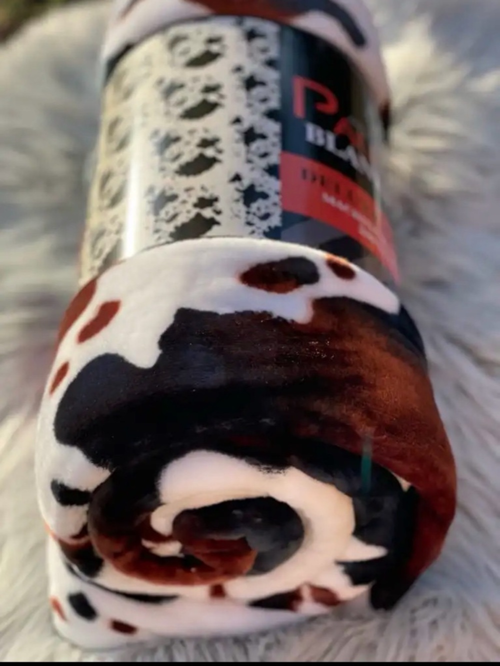 Brand New Queen -Full size thick Flannel blanket, cow print Black Brown white